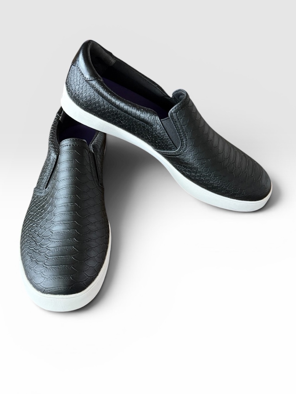 Dr. Scholl's•Black Textured Slip On Nova Sneakers Memory Foam Cool Fit